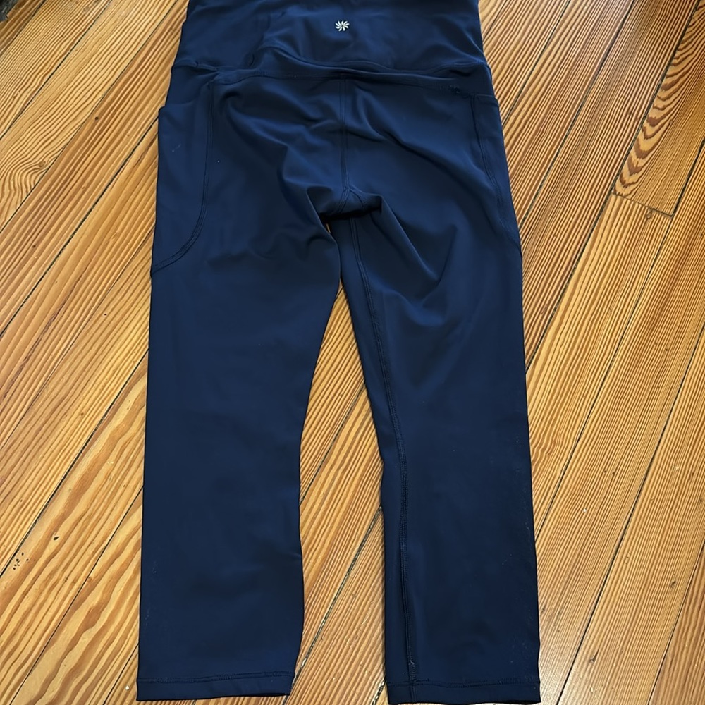 Athleta ultimate stash capri